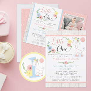 Baby Giraffe Blumennummer 1 1. Geburtstag Party Runder Aufkleber