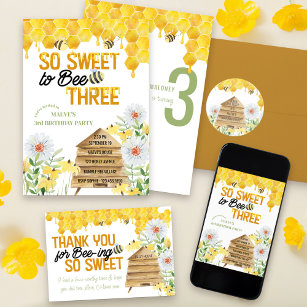 Süße zu Biene Drei Bienenstock und Honigwabe 3. Ge Einladung