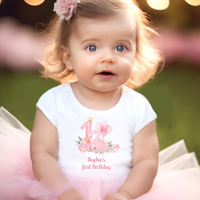 Swan Pink White Soft Floral Name Girl 1. Geburtsta Baby T-shirt (Swan Pink White Soft Floral Name Girl 1st Birthday Baby T-Shirt)