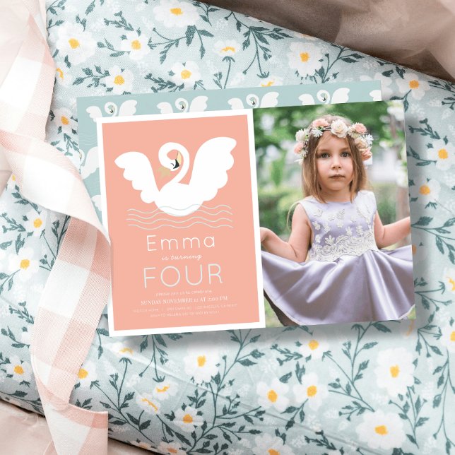 Swan Princess Pink Modern Girl Birthday Foto Einladung (Von Creator hochgeladen)
