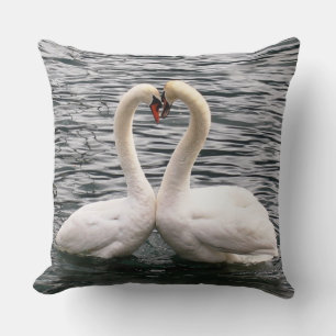 Swans Happy Valentine's day Throw Kissen