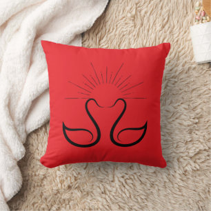 Swans Throw Pillow Kissen