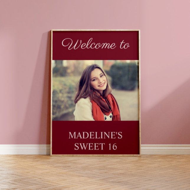 Sweet 16 Birthday Burgundy Name Foto Willkommen Poster (Von Creator hochgeladen)
