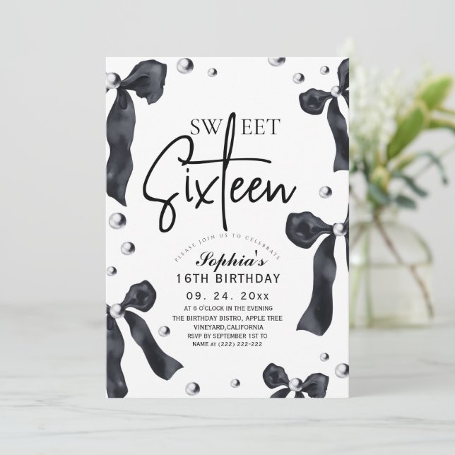  Sweet 16 Modern Stylish Black Bow Birthday Party Einladung (Stehend Vorderseite)