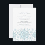 Sweet 16 Party Blue White Snowflake Winter Einladung<br><div class="desc">Sehr elegante blaue Aquarellschneeflocken schaffen einen hübschen Rahmen am Ende dieser Erwachsenengeburtseinladung. Modernes und minimalistisches Design hat ein offenes und luftiges Ambiente. Die zeitgenössische Ästhetik wird Menschen jeden Alters ansprechen.</div>