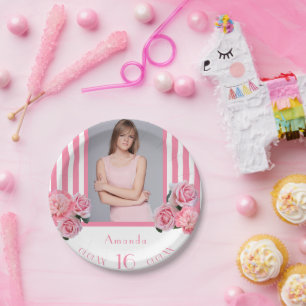 Sweet 16 rosa, weiße Streifen Foto Pappteller