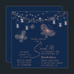 Sweet 16 Rose Gold Butterfly Chic Modern Geburtsta Einladung<br><div class="desc">Sweet 16 Rose Gold Butterfly Chic Moderne Einladungen mit eleganten Rose Goldschmetterlinge mit Saitenleuchten auf blauem Hintergrund mit Ihren Sweet 16 Einladung Informationen unten. Personalisieren Sie den Text in den Textfeldern,  indem Sie ihn bearbeiten. Entwickelt für Sie von ©Evco Studio www.zazzle.com/store/evcostudio</div>
