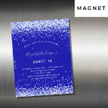 Sweet 16 Royal Blue Luxus Magneteinladung<br><div class="desc">Ein moderner,  stilvoller und glamouröser Einladungs-Magnet für eine süße 16.,  16. Geburtstagsparty. Ein königsblauer Hintergrund,  mit Imitaten und Glitzern aus Glitzer dekoriert. Personalisieren Sie Ihren Namen und Ihre Party-Daten und fügen Sie diese hinzu.</div>