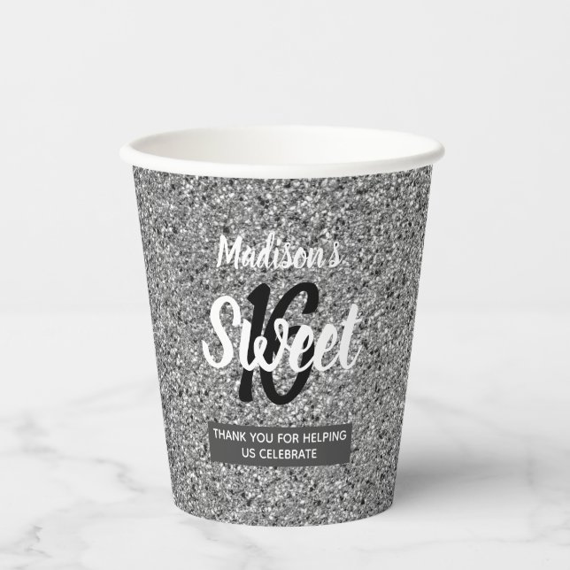 Sweet 16 Silver Black Glitzer Personalisiert Pappbecher (Vorderseite)