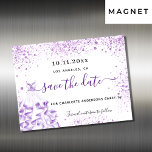 Sweet 16 violette Kleidung speichern den Datums-Ma Magneteinladung<br><div class="desc">Eine Save the Date und trendige Magnetkarte für eine Sweet 16,  16. Geburtstagsparty. Weiß und stilvoll dekoriert mit violetten,  lavendelfarbenen Imitaten,  Staub aus Glitzer und Kleid. Personalisieren und fügen Sie Datum und Name/Alter hinzu. Schwarz-violett-Buchstaben. Der Text: Save the Date ist mit einem großen angesagten,  handgeschriebenen Stilskript geschrieben.</div>