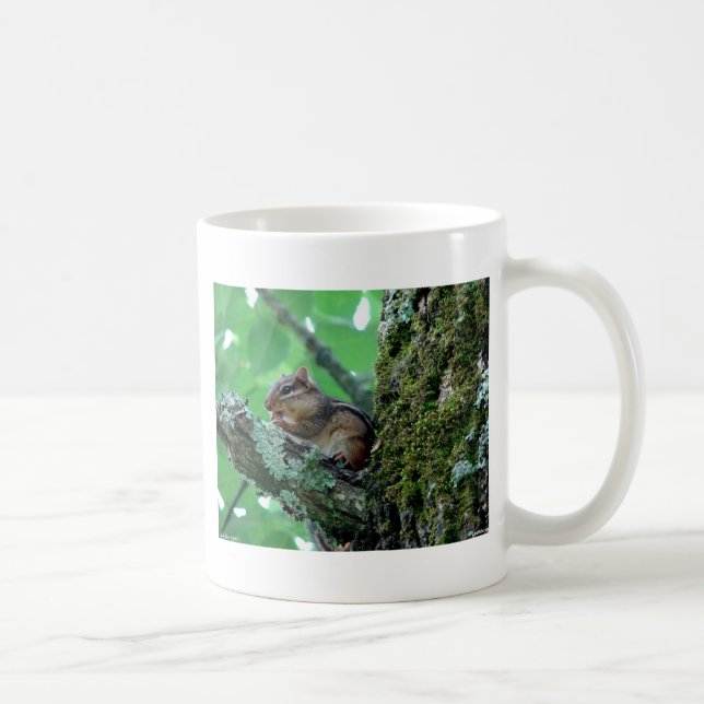 Sweet Chipmunk in einem Baumkleid und Geschenke Kaffeetasse (Rechts)