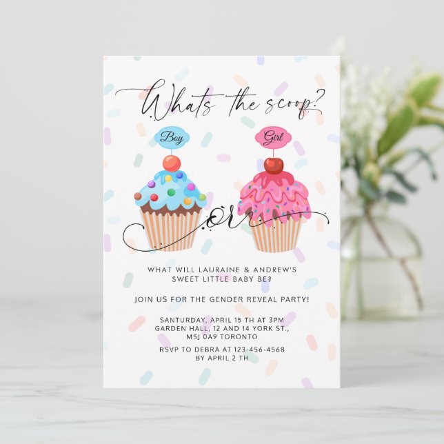 Sweet Cupcake Gender Reveal Party Einladung (Stehend Vorderseite)