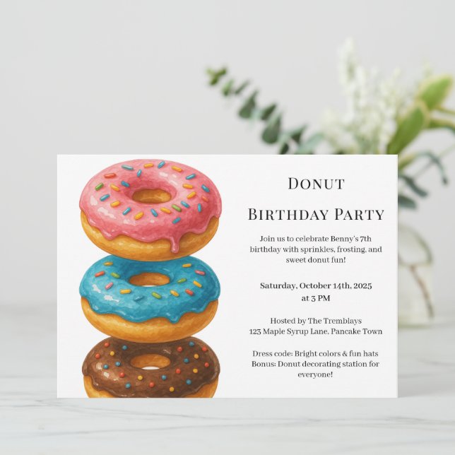Sweet Donut Brunch | Geburtstagsfeier Einladung (Stehend Vorderseite)