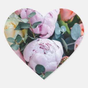 Sweet Floral Bouquet Heart Shaped Label Herz-Aufkleber