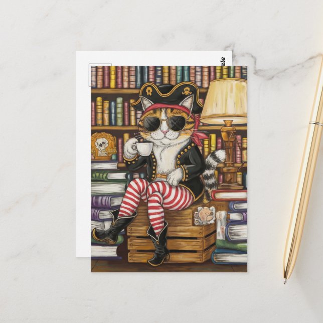 Sweet Kitty Pirate mit Kaffee in einem Buchladen Postkarte (Vorderseite/Rückseite Beispiel)