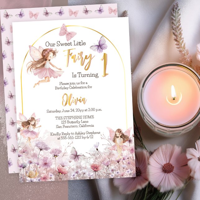 Sweet Little Fairy Wildblumen 1. Geburtstag Party Folieneinladung ("Our Sweet Little Fairy Is Turning 1" Enchanting Fairies Girl 1st Birthday Party Foil Invitation)