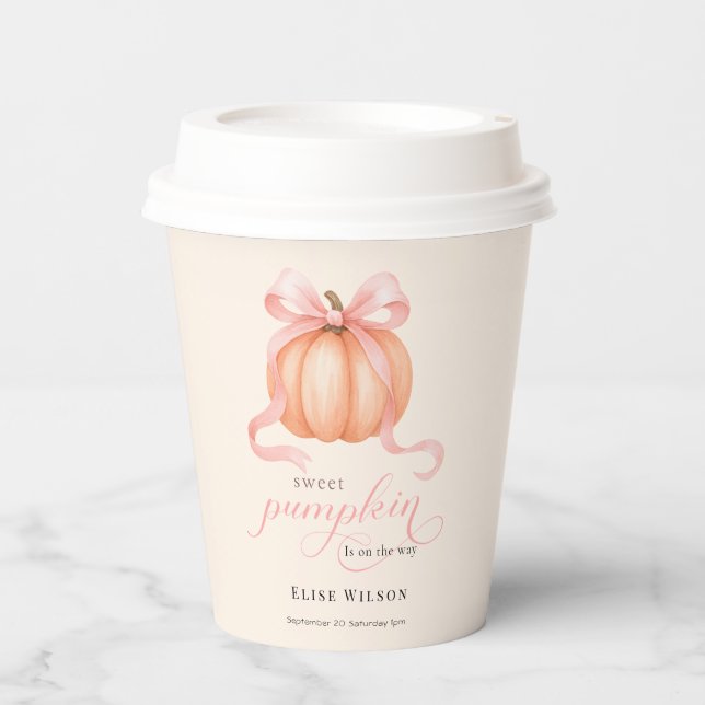 Sweet Little Kürbis Pink Bogen ist auf dem Weg Pappbecher (Vorderseite)