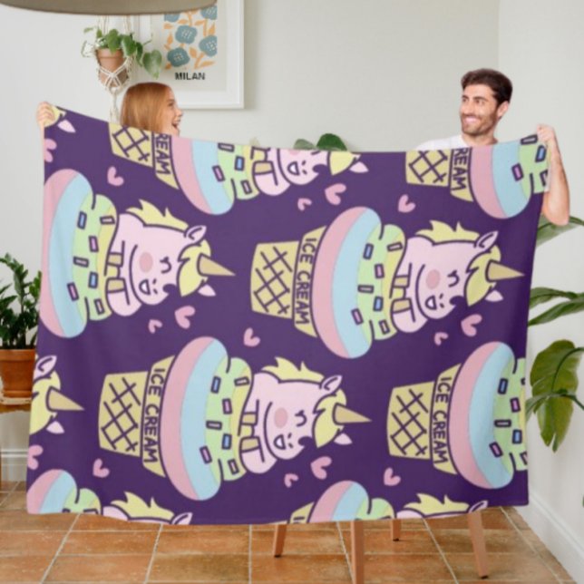 Sweet Pride Unicorn Fleece Blanket (Von Creator hochgeladen)