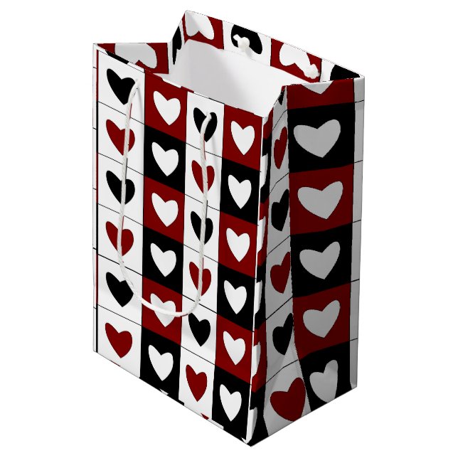 Sweet Red Schwarz-weiß Hearts Niedlicher Valentins Mittlere Geschenktüte (Vorderseite Schrägansicht)