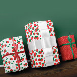 Sweet Red Strawberries & White Blume Muster Geschenkpapier Set<br><div class="desc">Erdbeerbeerbeerpapier mit drei passenden Erdbeermustern: ein Blatt mit roten Erdbeeren,  Blätter und weißen Blume,  ein Blatt mit vielen Erdbeeren und ein rotes Blatt mit kleinen Erdbeersamen. Perfekte Packpapiere für Geburtstage zum Thema Erdbeere,  Erdbeerduschen und Brautparty zum Thema Erdbeere.</div>