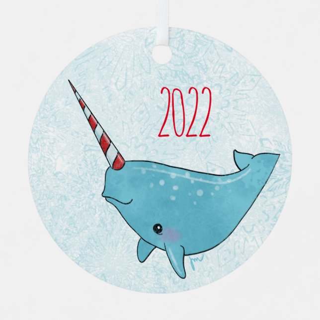 Sweet Seasons Peppermint Narwhal Ornament Aus Metall (Vorderseite)