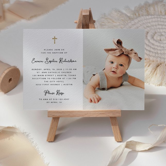 Sweet Simple | Schwarz-Weiß-Taufe und Foto Einladung (A sweet and whimsical Baptism invitation with photo and faux gold cross)