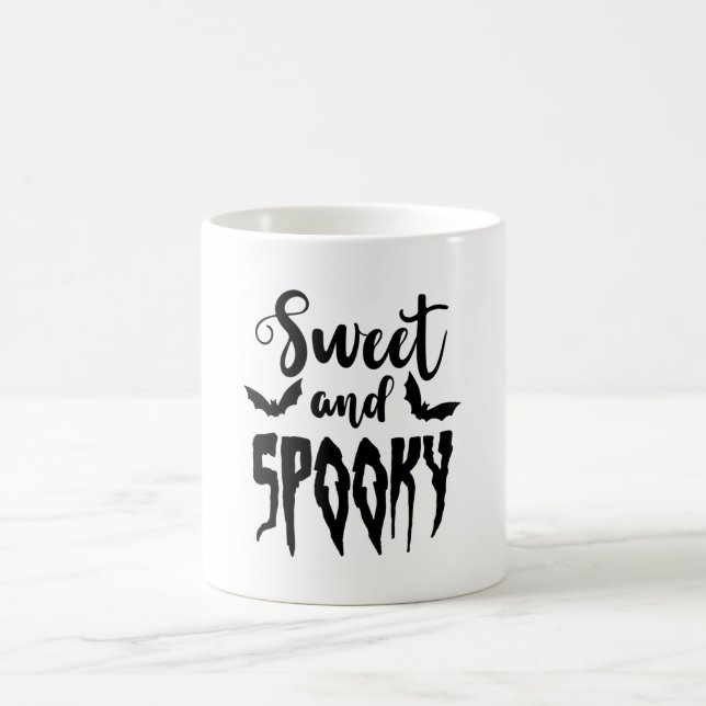 Sweet und lecker Cooles Halloween-Sprichwort Kaffeetasse (Mittel)
