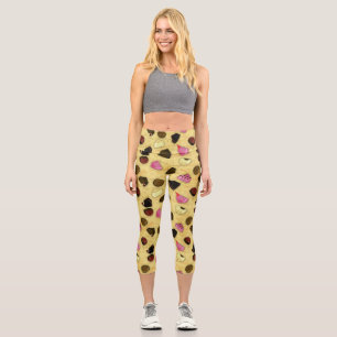 Sweet Valentine - Valentine's Day Candy Pattern Capri Leggings