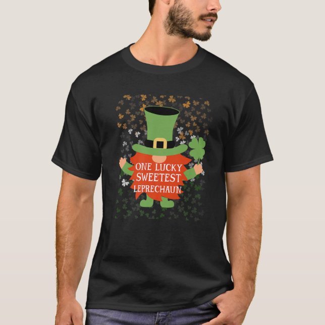 Sweetest Funny St Patrick's Day Lucky Gnome T-Shirt (Vorderseite)