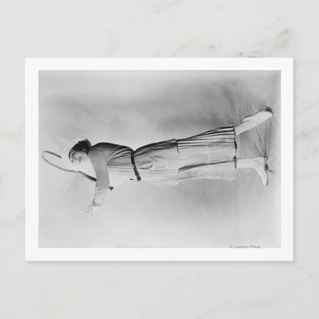 Swinging Tennis Raquet Postkarte (Vorderseite)