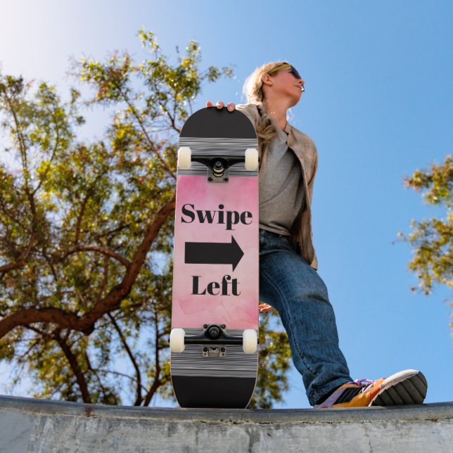 Swipe Left Skateboard (Außenbereich 1)