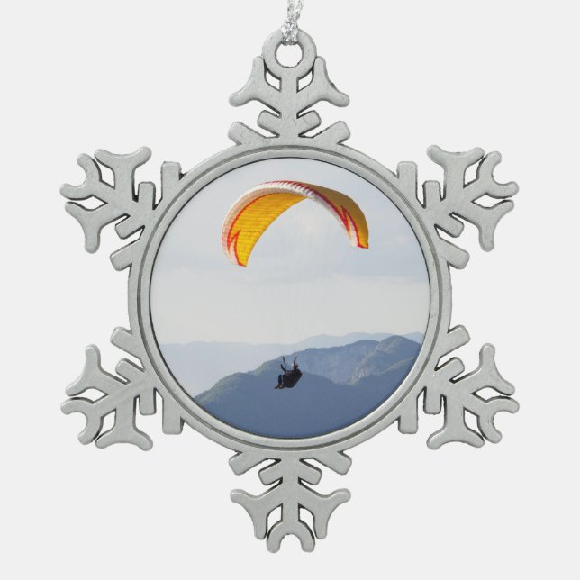 Swiss Paragliding Snowflake Orange Schneeflocken Zinn-Ornament (Vorderseite)