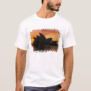 Sydney Opera House bei Sonnenaufgang, Sydney, New T-Shirt