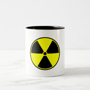 Symbol des radioaktiven Materials Zweifarbige Tasse