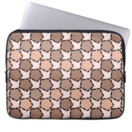 Symmetric Brown Pentagons mit gestrichelten Grenze Laptopschutzhülle