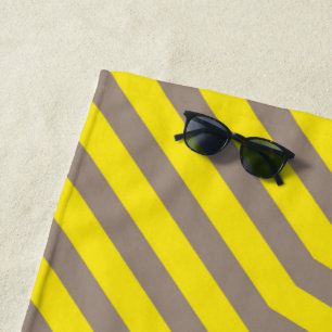 Symmetrische diagonale Streifen Hintergrund 14 Strandtuch