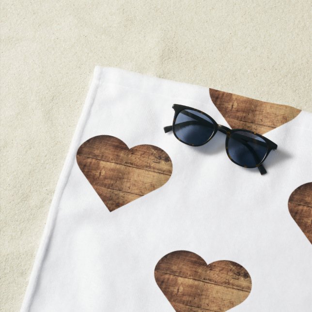 Symmetrische große rustikale braune Holzherzen Strandtuch (Beispiel)