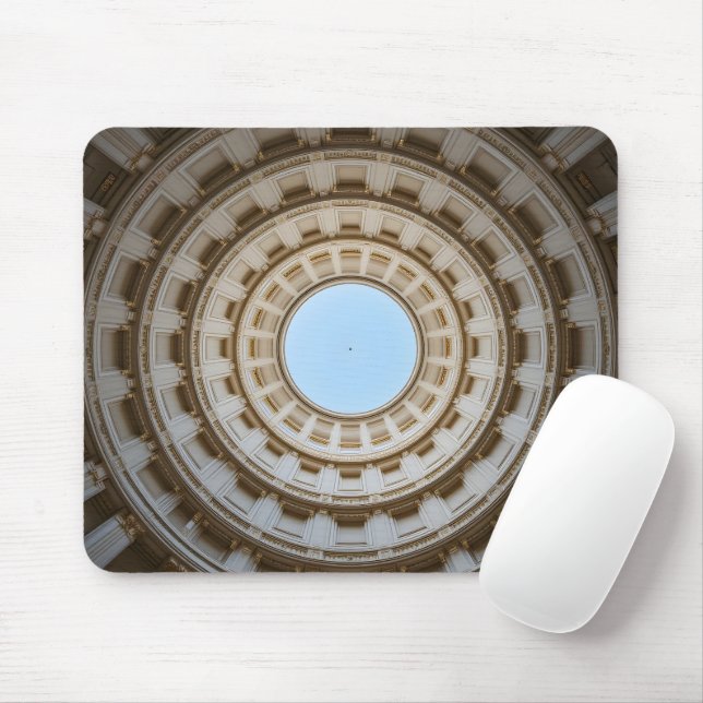 Symmetrische Worm-Augen-Ansicht eines großen Doms Mousepad (Mit Mouse)