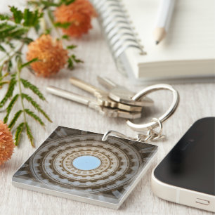 Symmetrische Worm-Augen-Ansicht eines großen Doms Schlüsselanhänger