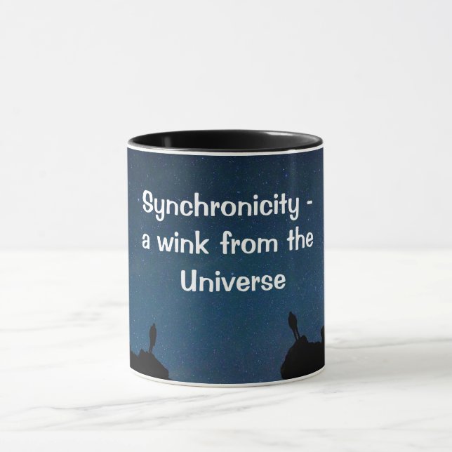 Synchronizität - ein Wink aus dem Universe Zitat Tasse (Zentrum)