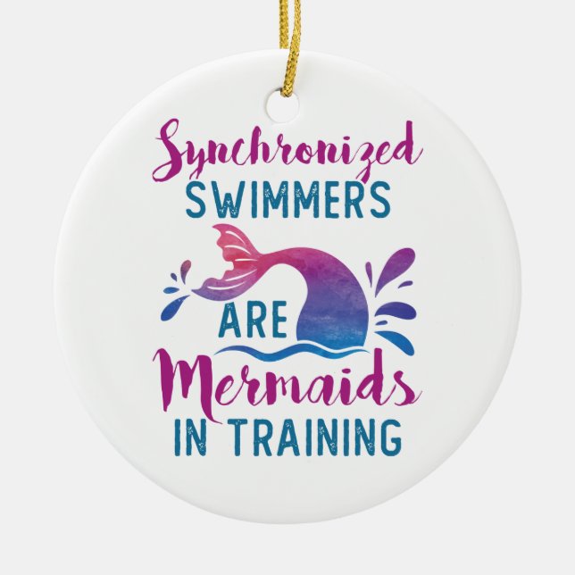 Synchronschwimmer sind Meerjungfrauen im Training Keramik Ornament (Vorne)