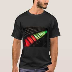 Synthesizer-Steuerungslicht Sechs T-Shirt