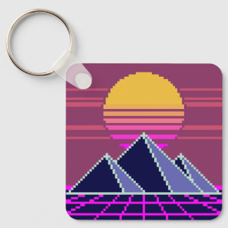 Synthwave-Sonnenuntergang über Pyramiden-Pixelart Schlüsselanhänger