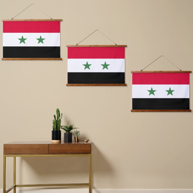 Syrien-Flagge Wandteppich Mit Holzrahmen (Asymmetrisch)