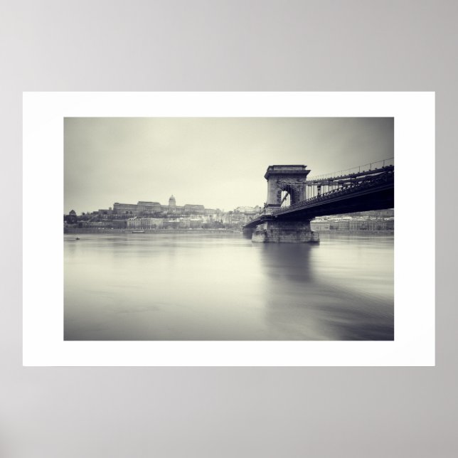 Szechenyi Kettenbrücke und Königspalast Poster (Vorne)