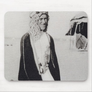 T.E. Lawrence im arabischen Kleid (b/w Foto) Mousepad
