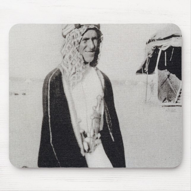 T.E. Lawrence im arabischen Kleid (b/w Foto) Mousepad (Vorne)