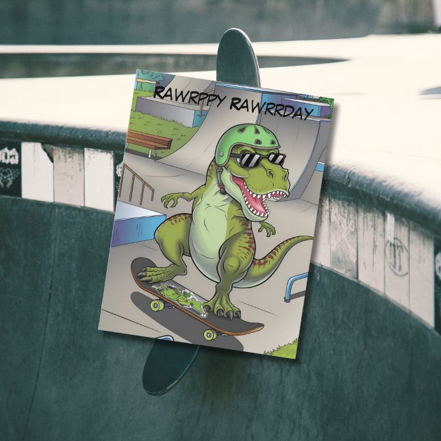 T-Rex bei Skatepark Skateboarding Postkarte (Von Creator hochgeladen)