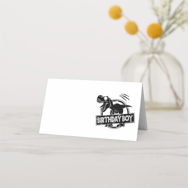 T Rex Birthday Boy Geflochtene Platzkarte (Vorderseite)