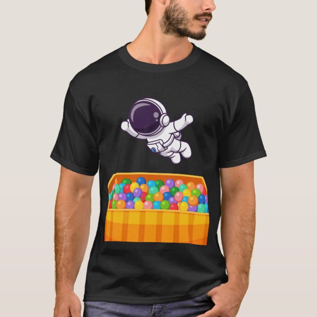 T - Shirt: Ein kosmischer Sprung in den Spaß T-Shirt (Vorderseite)